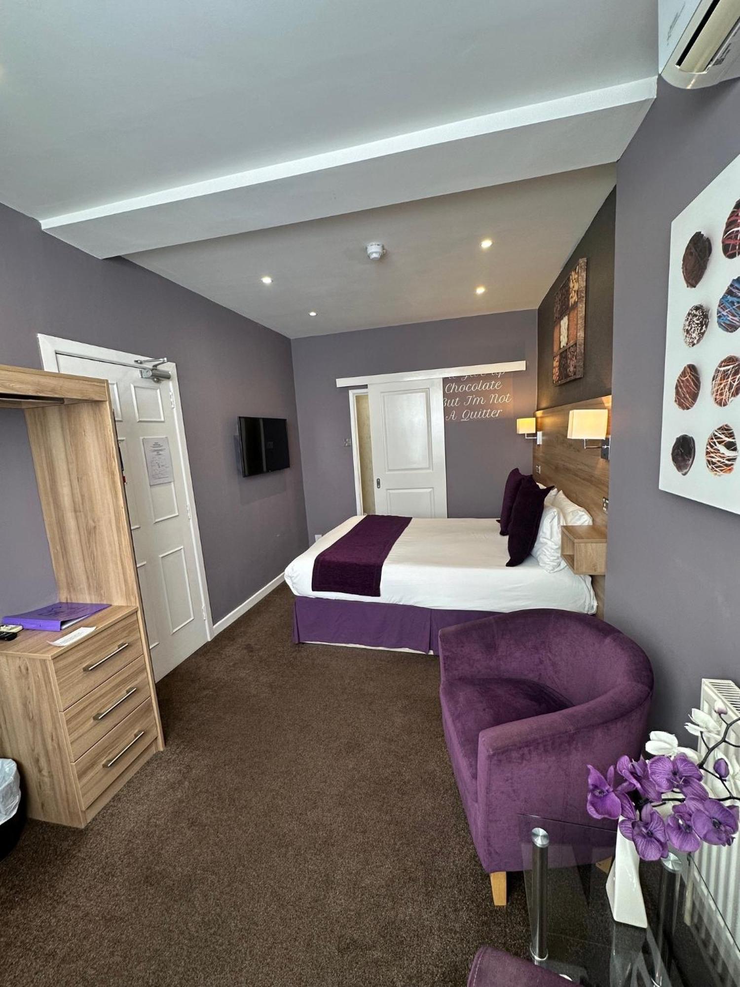 The Chocolate Box Hotel Bournemouth Bagian luar foto