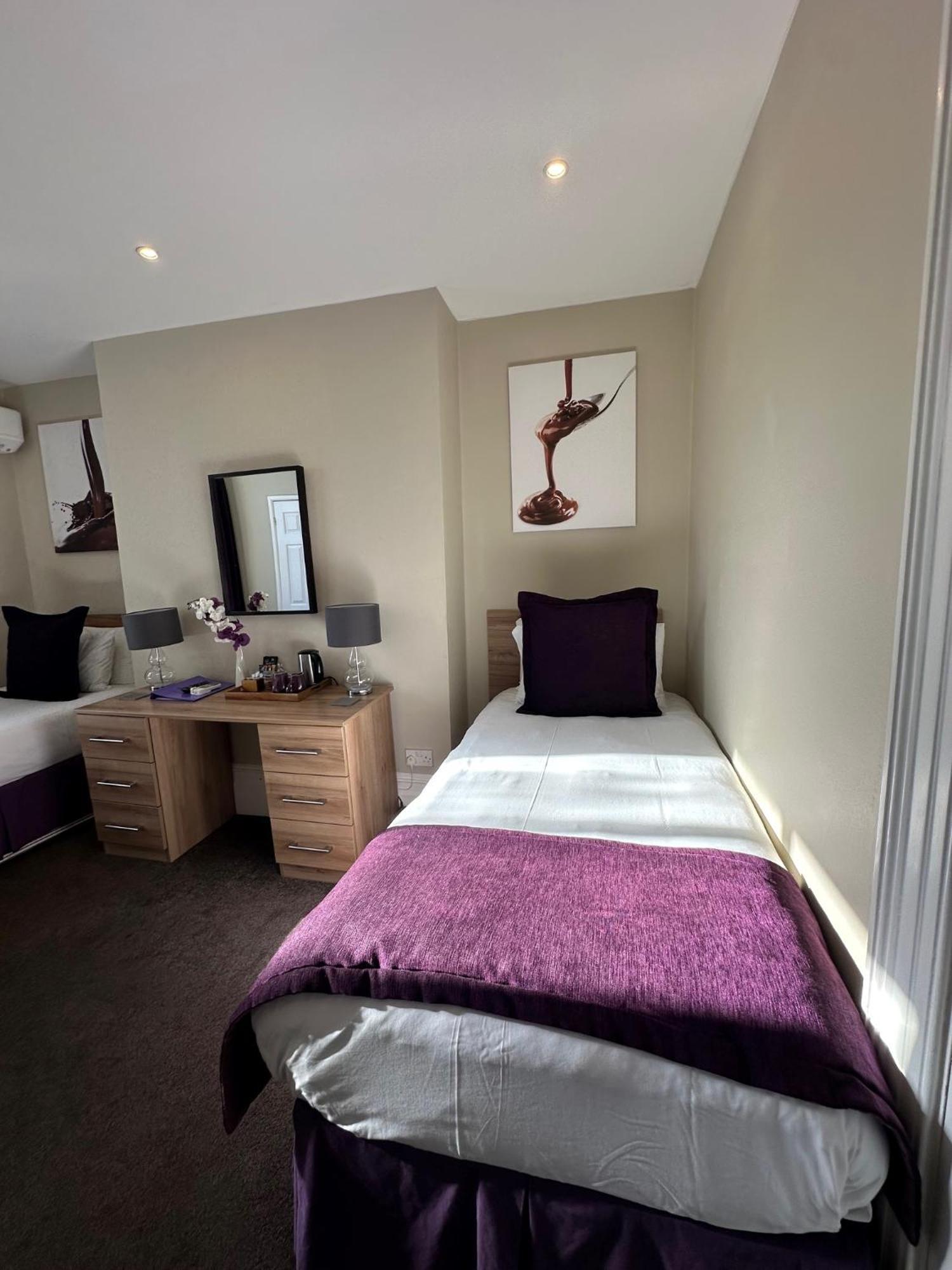 The Chocolate Box Hotel Bournemouth Bagian luar foto