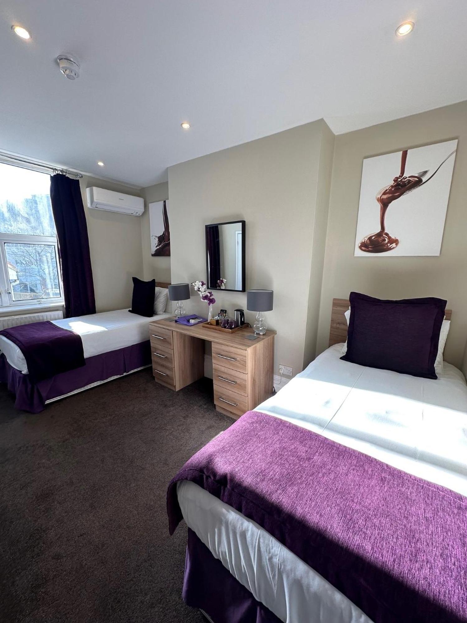 The Chocolate Box Hotel Bournemouth Bagian luar foto