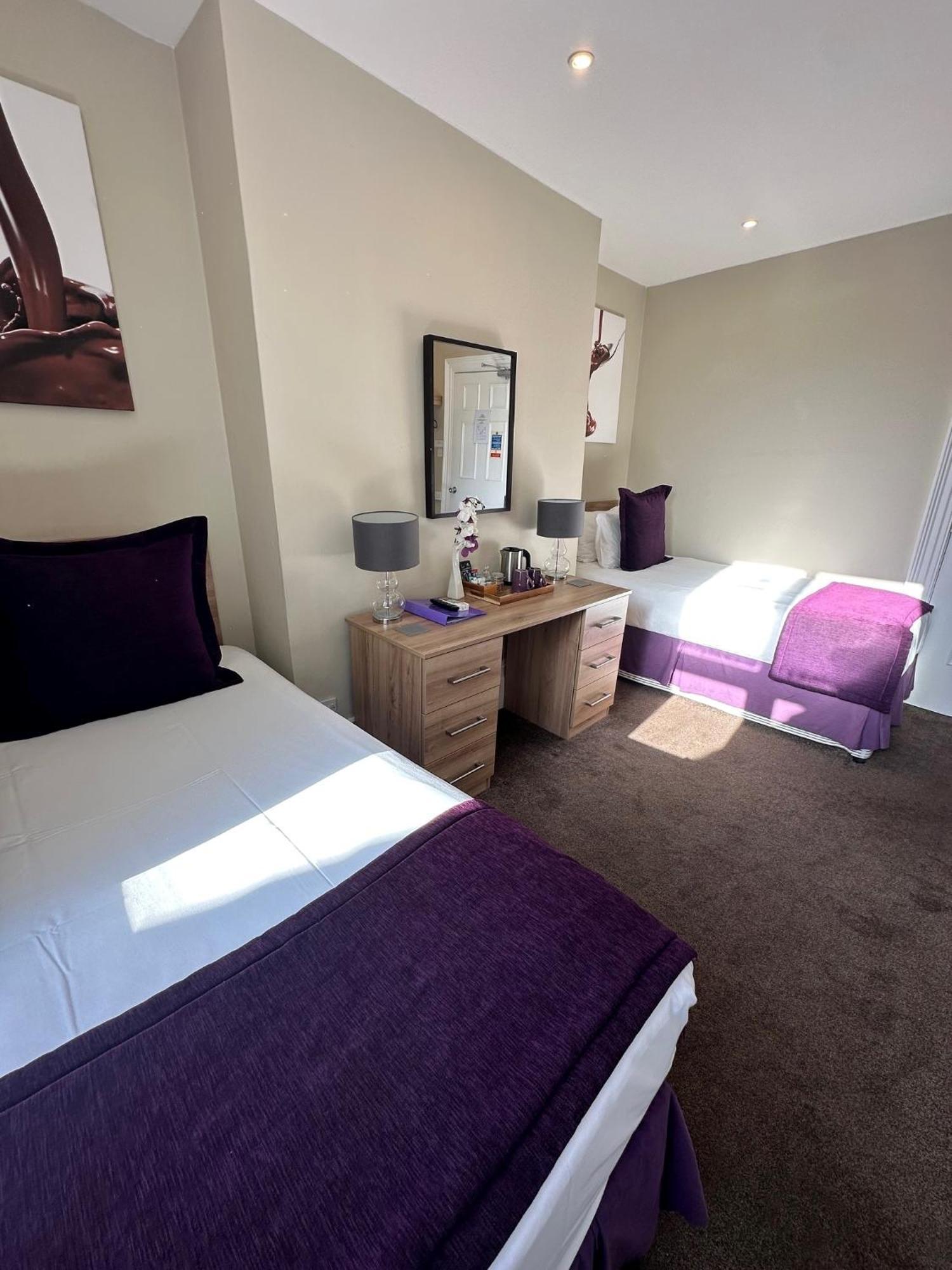 The Chocolate Box Hotel Bournemouth Bagian luar foto