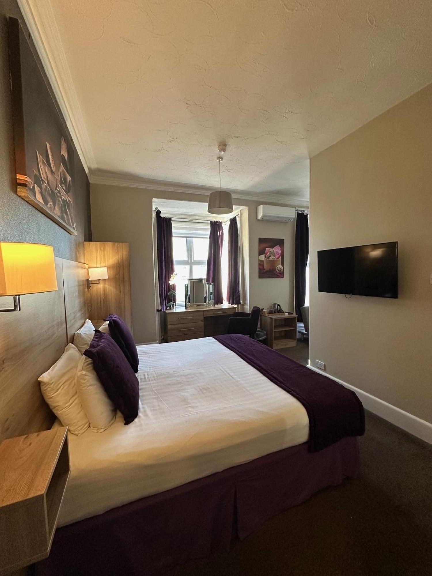 The Chocolate Box Hotel Bournemouth Bagian luar foto