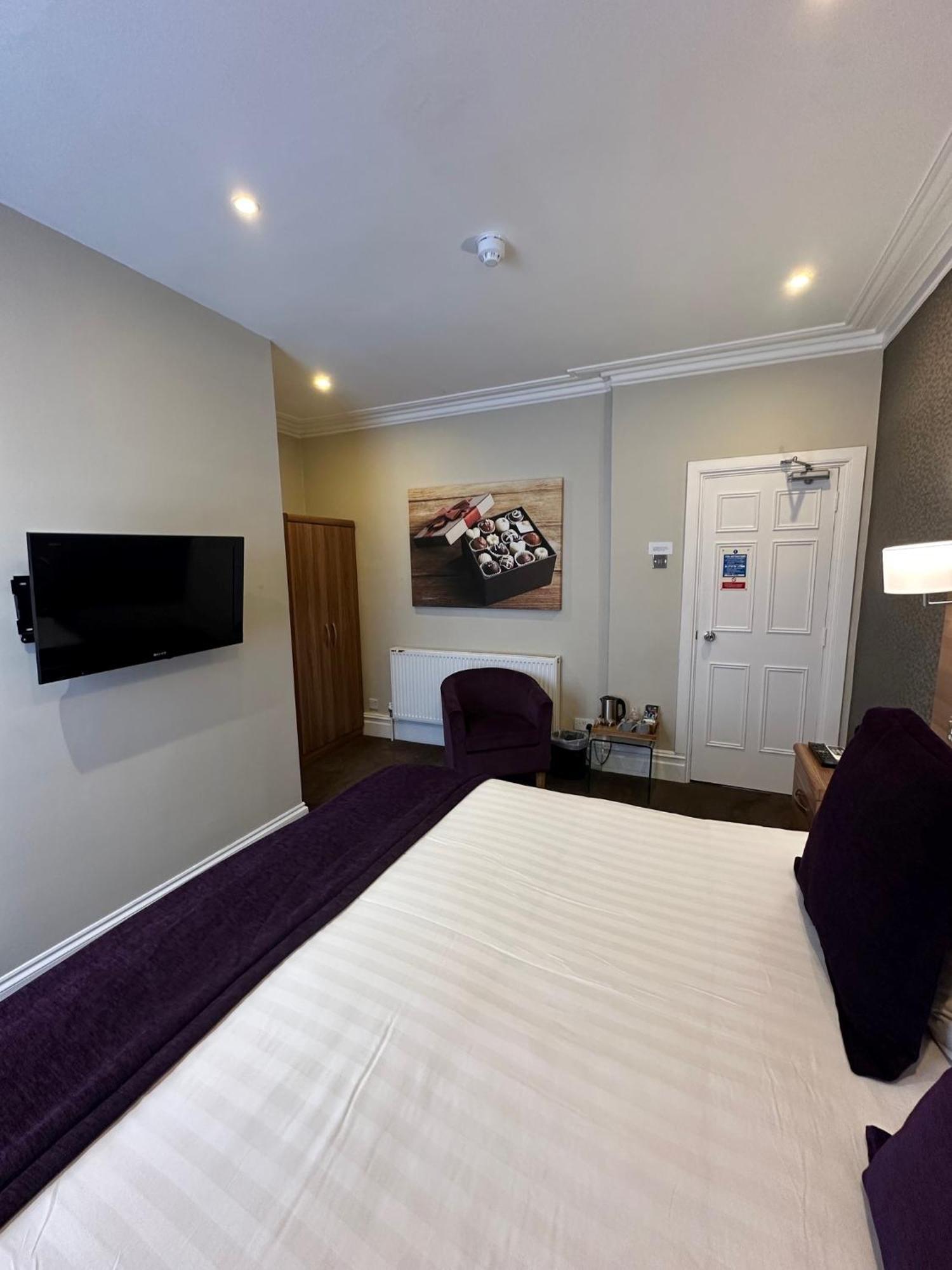 The Chocolate Box Hotel Bournemouth Bagian luar foto